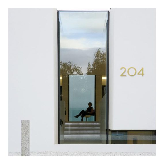 Moderne Edelstahl Hausnummer Anthrazit/Gold 15 cm - Schwimmendes Hausnummernschild für Außenbereich