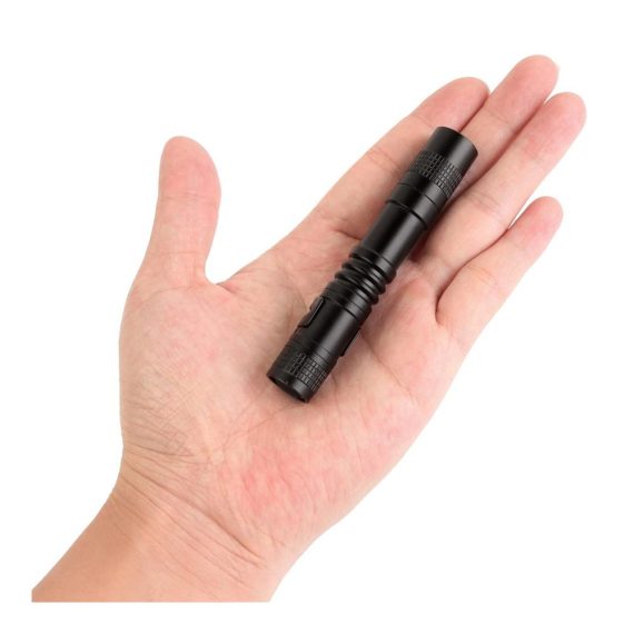 4er Pack Mini LED Taschenlampen - Kompakte XPE-R3 900 Lumen Taschenlampen 9cm tragbar mit Clip - Ideal für Camping Bergsteigen und Notfälle